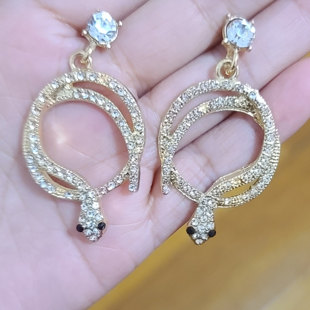Snake Rhinestones Earrings. Gold Tone. New
